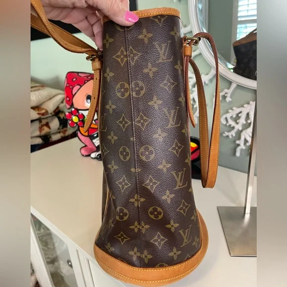 Louis Vuitton Monogram Bucket GM